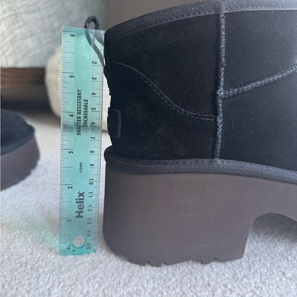 UGG Women's Classic Ultra Mini New Heights boots in black, size 10 US. - Picture 2 of 8